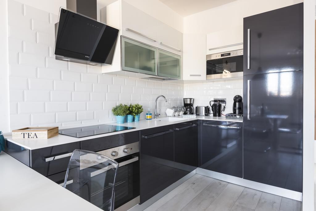 Apartamento Attico Del Duomo Módena Exterior foto